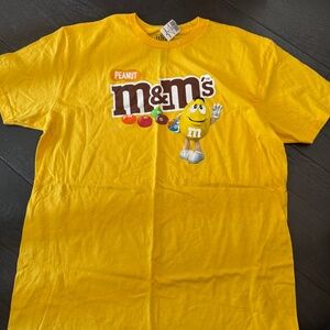 M&M yellow tee